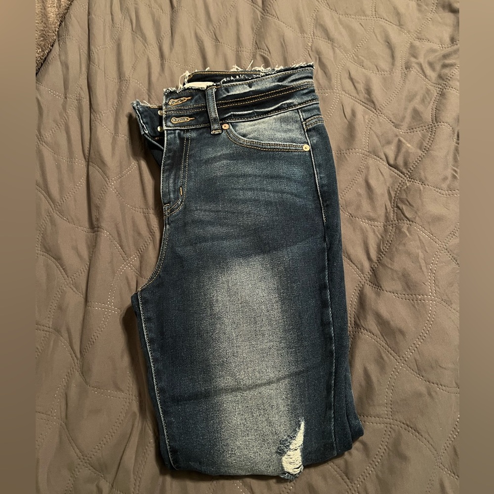 KanCan Distressed Skinny Jeans - Picture 4 of 4